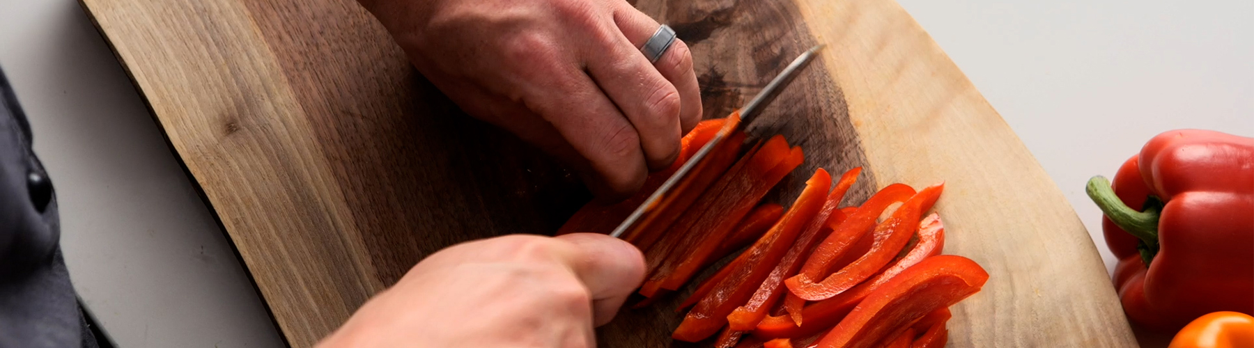 How to Cut a Pepper